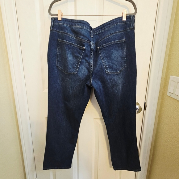 Universal Thread High Rise Slim Straight Jeans Size 18 Dark Denim Wash - Picture 6 of 12
